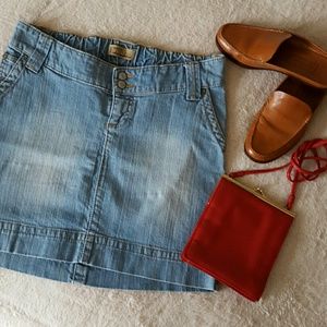 OLD NAVY Women’s medium Wash Stretch MATERNITY DENIM JEAN SKIRT size 4